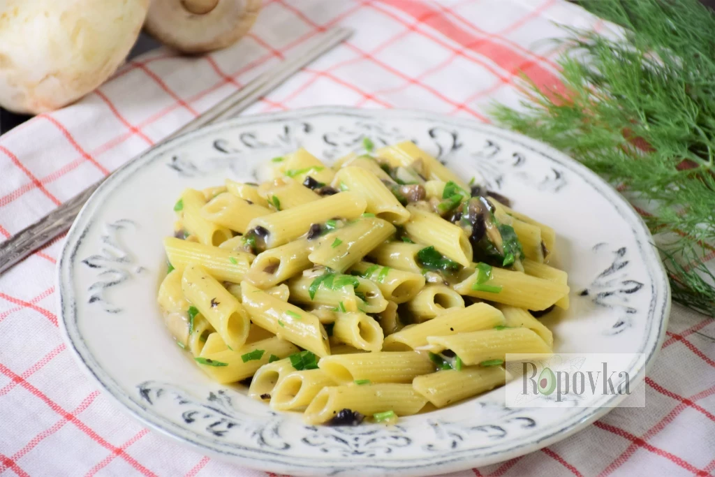 Пенне с грибами